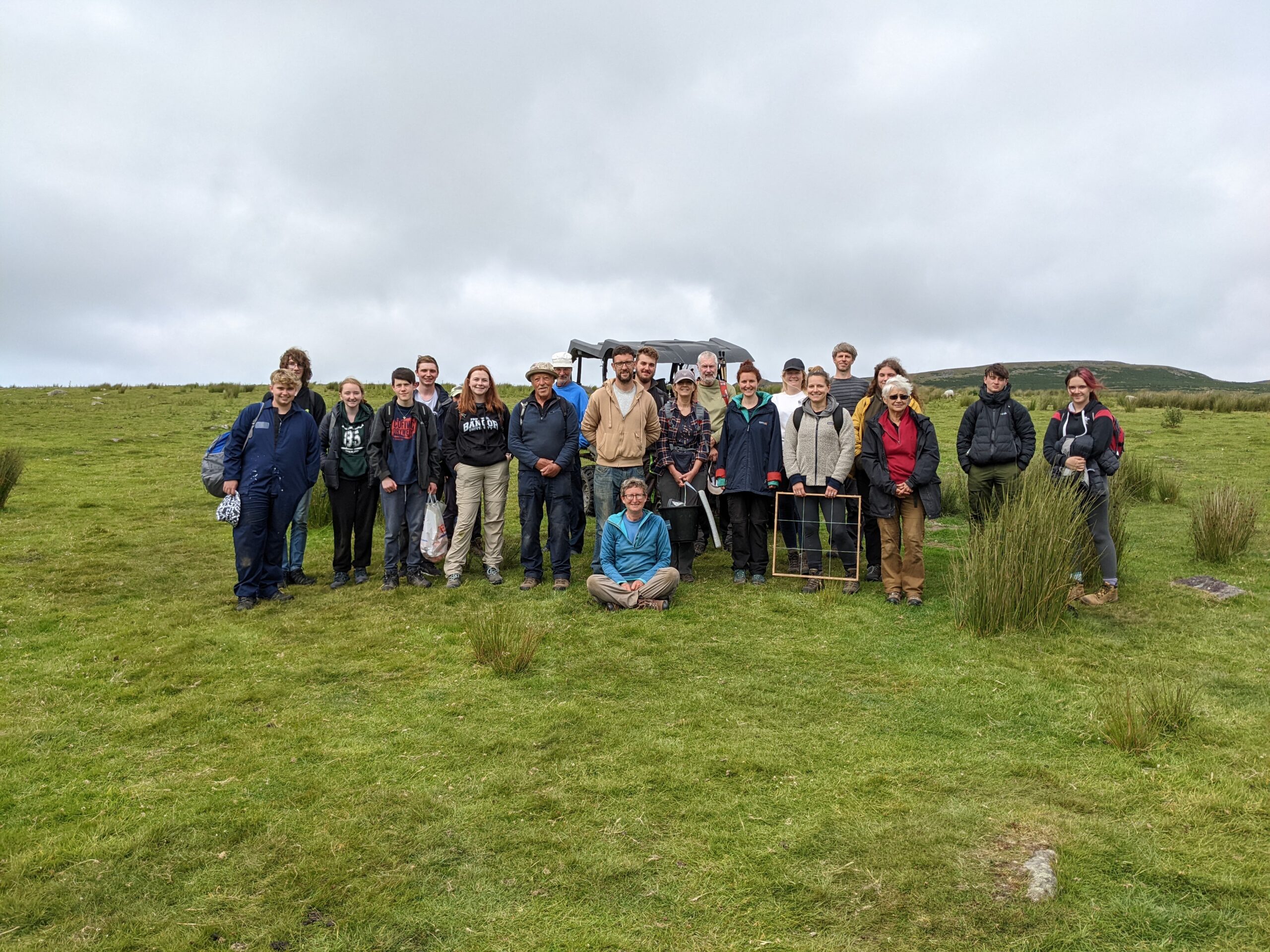 Community dig, group photo of volunteers and Gwynedd Archaeological Trust staff